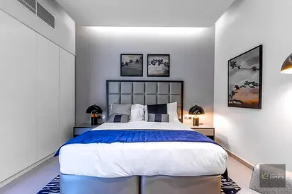 ELEGANT UNIT | FURNISHED | AMAZING LAYOUT