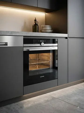 Siemens iQ700 Built-In Electric Oven – Excellent Condition | Premium German Quality