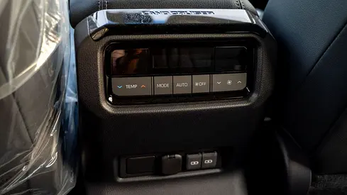 2024 Toyota PRADO 照片 8