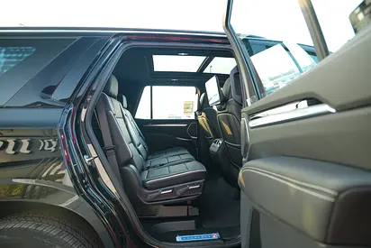 2026 Cadillac ESCALADE — миниатюра 12