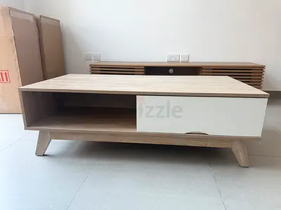 Coffee/center table