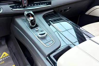 2023 Cadillac ESCALADE — миниатюра 12