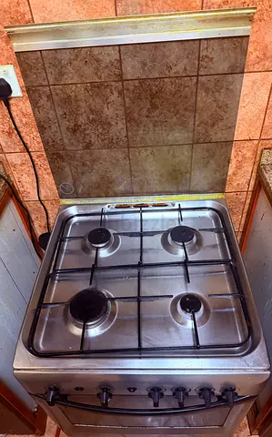 4 Burner Gas Range Cooker