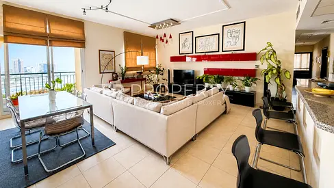 Largest 2 Bedroom, Maids Room, VACANT, Un-Furnished