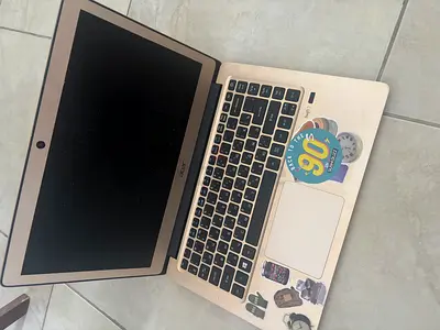 Aser Swift 3 SF314-51-3004 Gold
