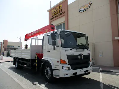 UNUSED HINO 1927 4X2 TRUCK WITH CRANE 2023