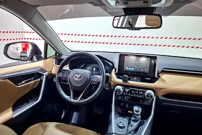 صورة 10 لـ 2024 Toyota RAV 4