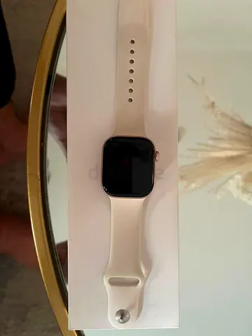 Apple Watch series 10 42mm GPS (Rose Gold)  - used once in excellent condition 100% battery life