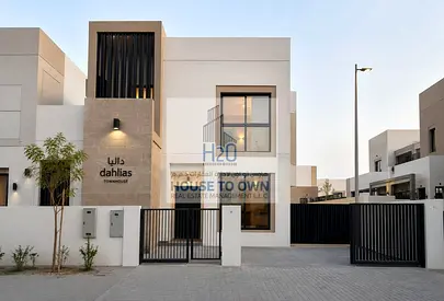 Modern Family Home with Expansive Living Area