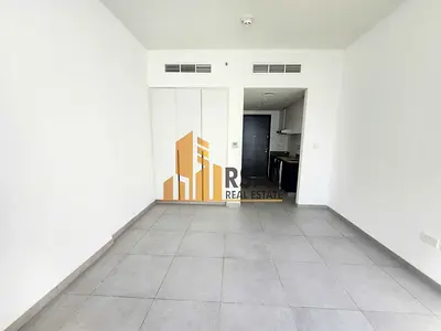 Studio Apartment with Balcony in East Village