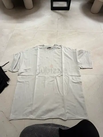 Plain white T-shirt, gently used, zara, size M