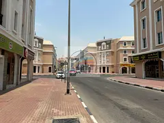 Furnished Salon Shop | France Cluster Road View