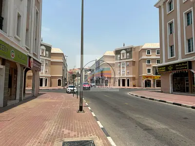 Furnished Salon Shop | France Cluster Road View