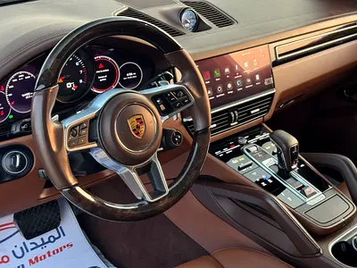 2022 Porsche CAYENNE thumbnail 18