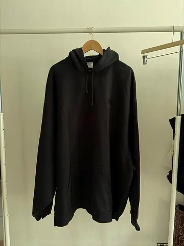 Vetements Limited Edition Oversized Hoodie – Unisex XL, Black