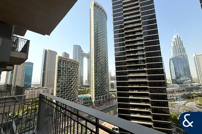One Bedroom | Newly Upgraded | High Floor