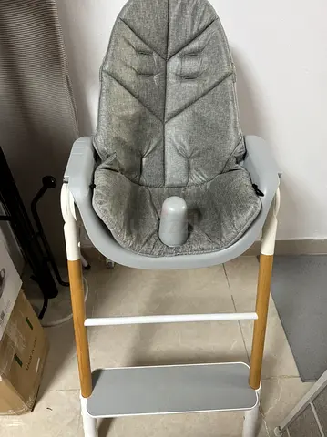 BABY HIGH CHAIR FOR SALE