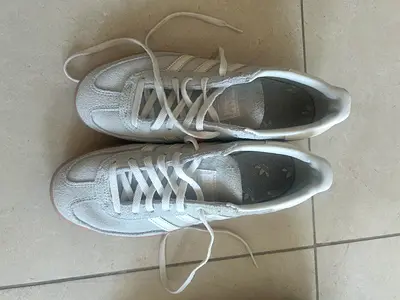 Light grey Adidas Gazelle sneakers, size uk 5