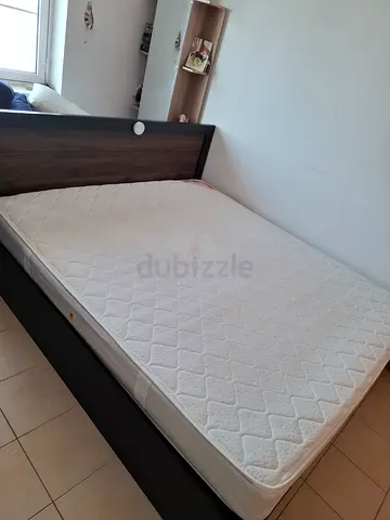 ⚠️ Urgent Sale!🛑 Jumeriah 2- King Bed Frame & iclass Firm bonnel spring mattress (180×200 cms).