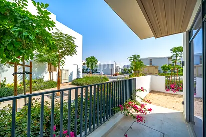 Single Row | Corner Unit | HO Soon