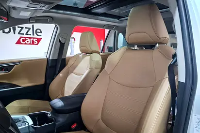 صورة 11 لـ 2024 Toyota RAV 4