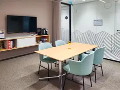 Beautifully designed open plan office space for 10 persons in Dubai, Deira Jewel of the Creek
