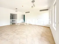 Vacant | Ready to Move | Closed Kitchen