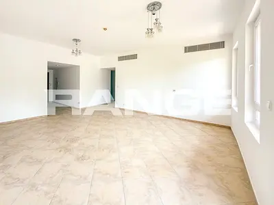 Vacant | Ready to Move | Closed Kitchen
