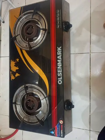 Olsenmark 2-Burner Glass Top Gas Stove - Good Working Condition