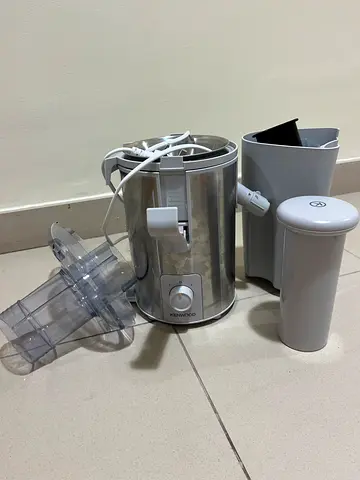 Kenwood juicer / Blender Parts - Good Condition