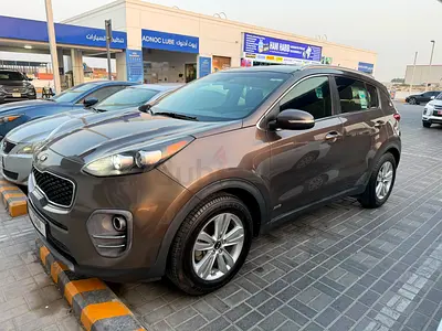 Kia sportage 2.0 GCC millage 235K