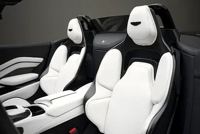 صورة مصغرة 13 لـ 2023 Aston Martin VANTAGE