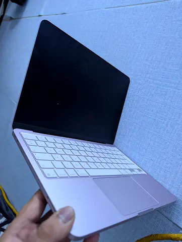 mac book neo