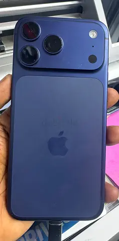 iPhone (like new) — 100% Battery, Mint Condition