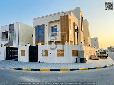 فيلا للبيع بموقع مميز مقابل الخدمات وشارع الشيخ محمد بن زايد.