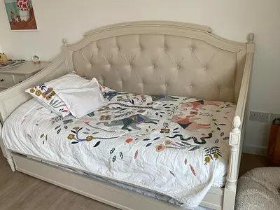 Daybed Pottery Barn