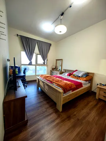 شقة غرفتين وصالة للبيع في Lilly Tower – إمارات سيتي، عجمان | مفروشة بالكامل وطابق مرتفع  فرصة مميزة لامتلاك شقة واسعة ومفروشة بالكامل في Lilly Tower