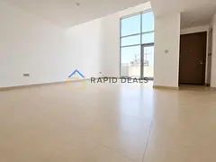 3BR+M Spacious Townhouse with 2 Huge Terraces