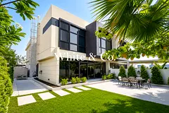 Twin Villa | Large Plot | Close to Park