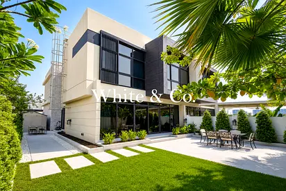 Twin Villa | Large Plot | Close to Park