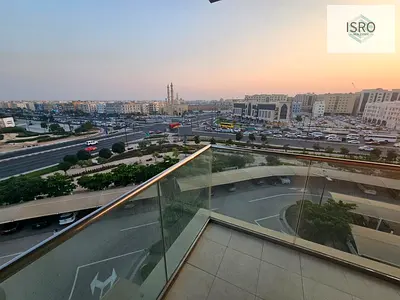 AMAZING OPPORTUNITY CORNER UNIT 2BEDROOM