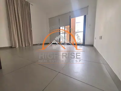 Stylish Beautiful Stunning Studio with Double balcony pool view