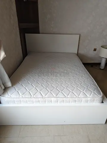 White queen-size Bed Frame with Mattress - Good Condition