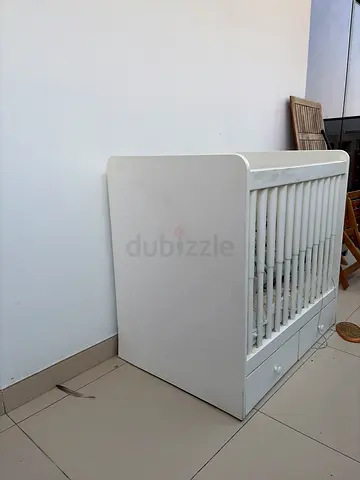 Baby crib