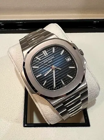 SC Patek Philippe 5811 Nautilus 41mm 1-1