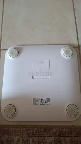 White Digital Bathroom Scale - Good Condition Huawei