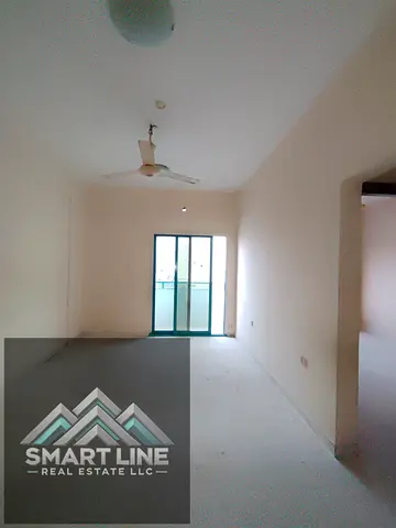 BIG OFFER 1BHK WITH BALCONY FAMILY BUILDING RENT ONLY 22J