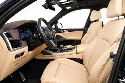 صورة 9 لـ 2019 BMW X7