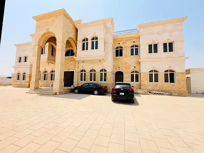 Brand new//Luxury, elegance,grandeur come together in this exceptional 5-bedroom standalone villa i — designed to offer a truly palac