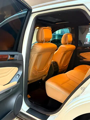 2011 Mercedes-BENZ M-CLASS — фото 8